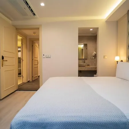 Hotel Rooms365